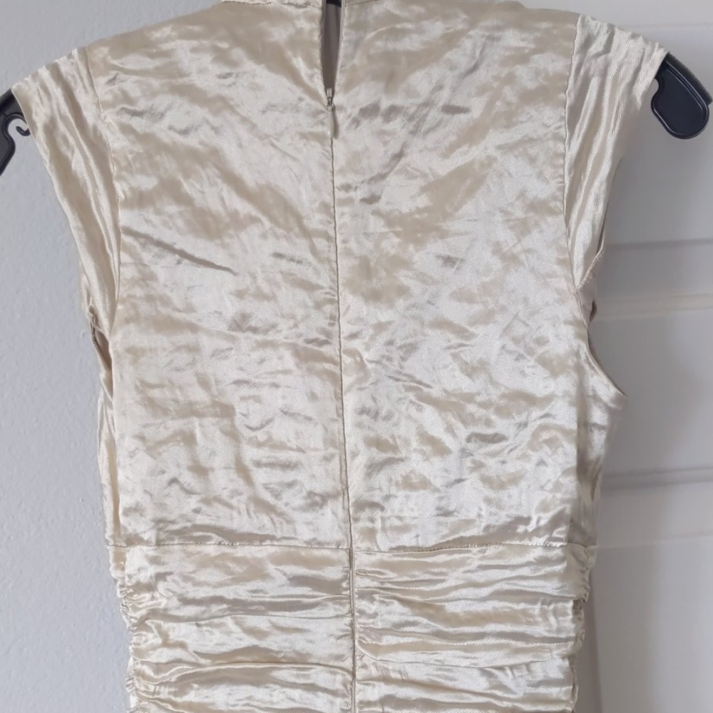 Dress - Picture 7 of 10